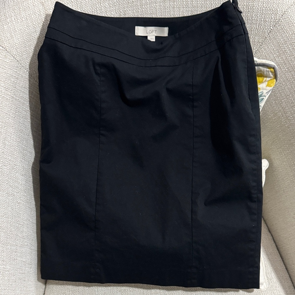 LOFT Classic Black Pencil Skirt Sz 4